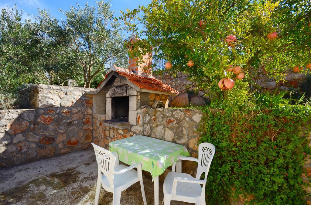 Apartments Jakov Jelsa  Dış mekan fotoğraf
